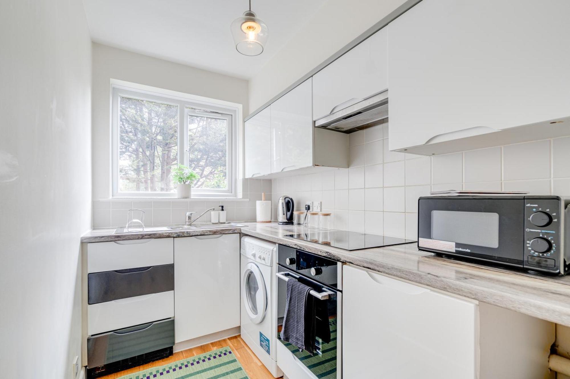 Apartment In Elephant & Castle With Parking 런던 외부 사진