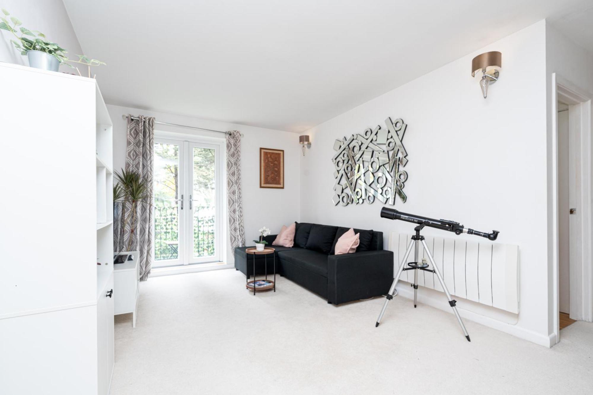 Apartment In Elephant & Castle With Parking 런던 외부 사진